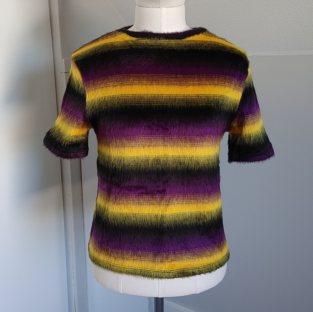 Zara | fuzzy textured tee - Picture 1 of 5